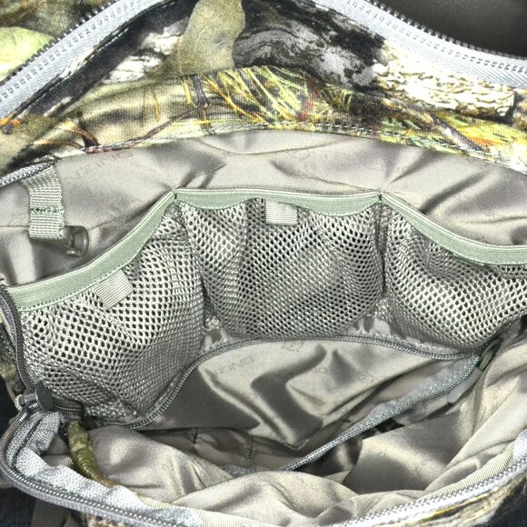 Tenzing Pace Day Backpack Camo Pattern Water Reservoir Hunting Camping Scouts - Picture 7 of 8
